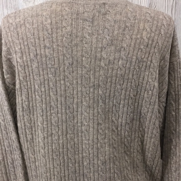 Banana Republic Vneck Sweater Tan Large (discount for damage) - Picture 8 of 11